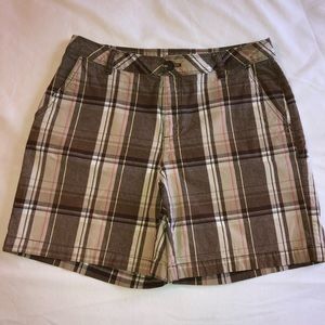 Liz Claiborne shorts, brown plaid color, size 8.